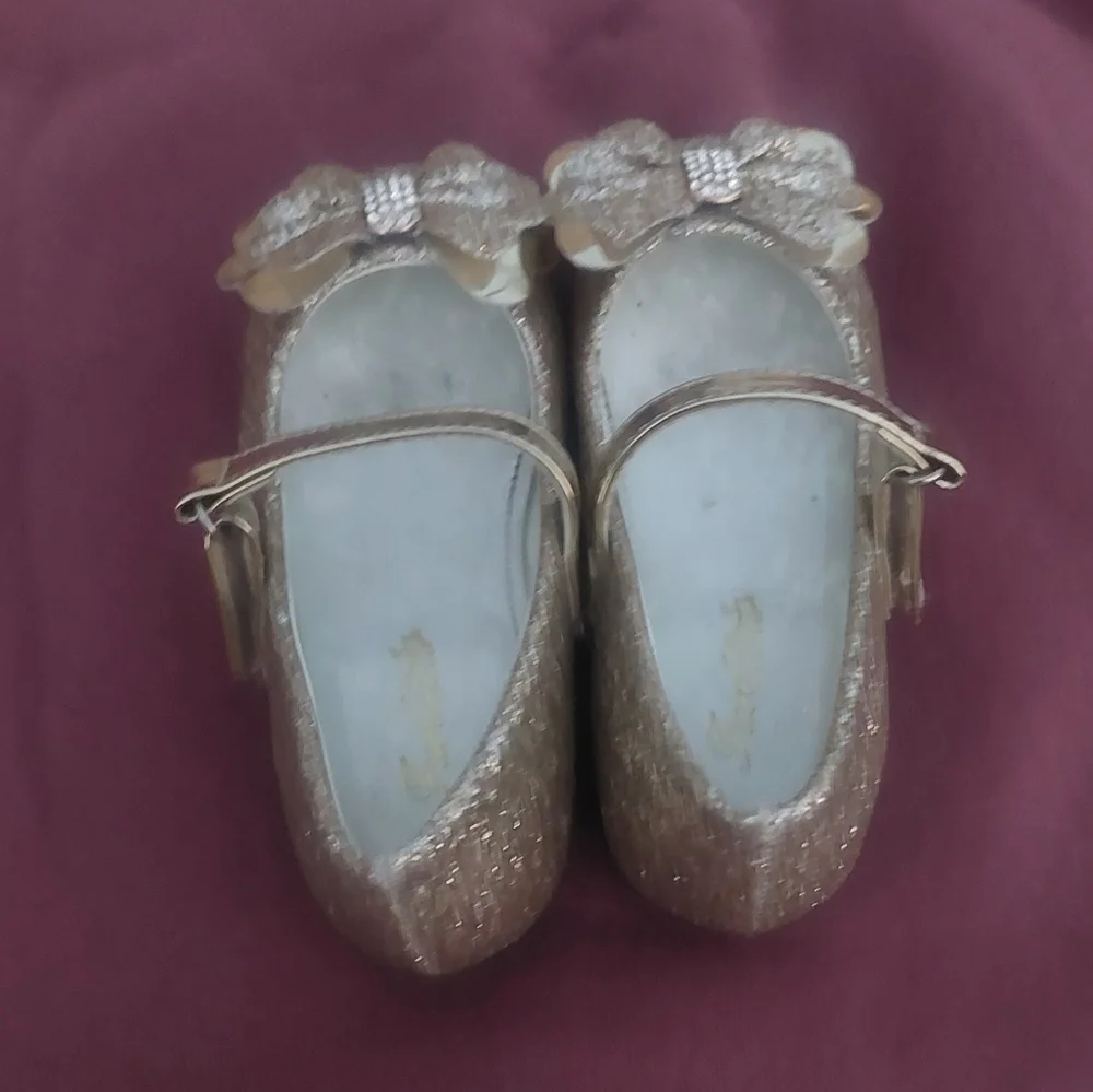 Furdeour Girls Dress shoes Mary Jane glittering 7